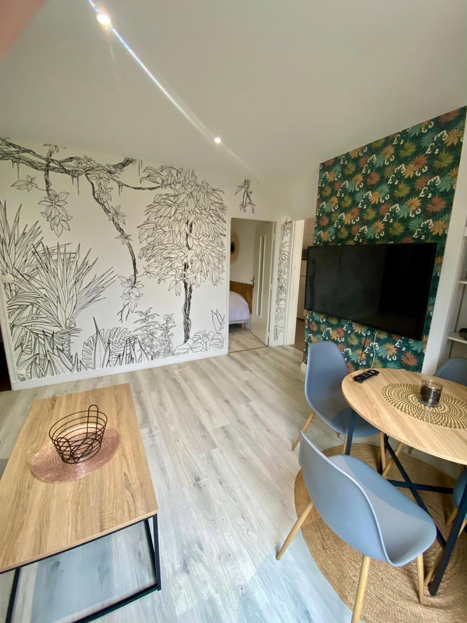 Maison Ville T2 Quartier Calme Parking Gratuit Saint-Julien-les-Villas Exteriér fotografie